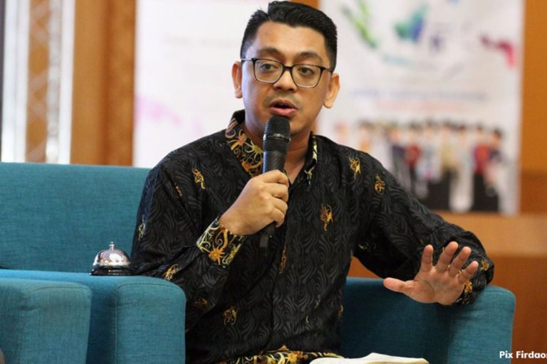 Hutang negara RM1.5 Trillion, GST mungkin boleh bantu Malaysia