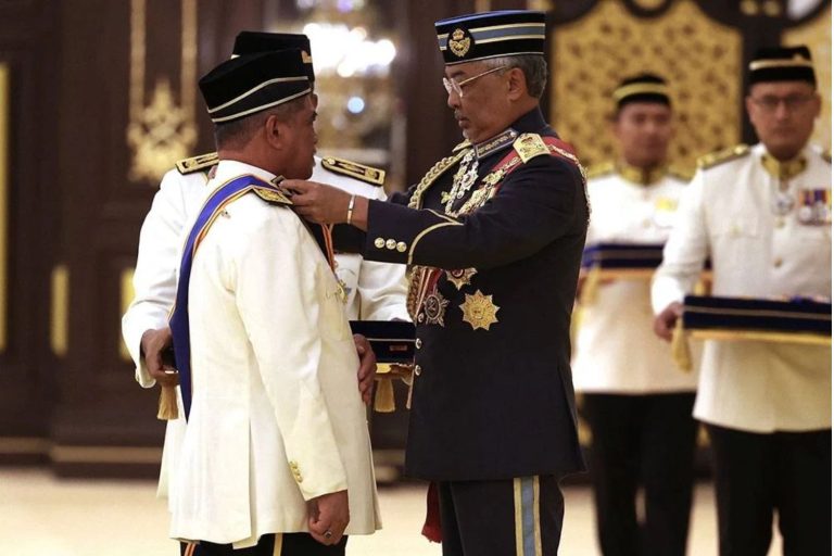 Presiden AMANAH, Mat Sabu kini bergelar Datuk Seri
