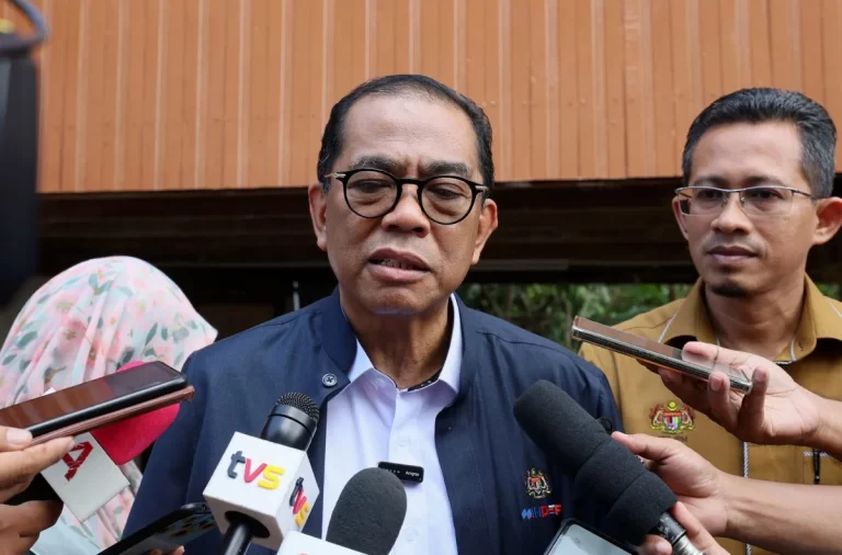 Mohamed Khaled tiba di Indonesia untuk lawatan rasmi