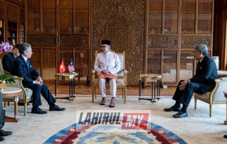 PM mahu Malaysia dan Republik Kyrgyz lebih akrab : Banyak peluang menanti