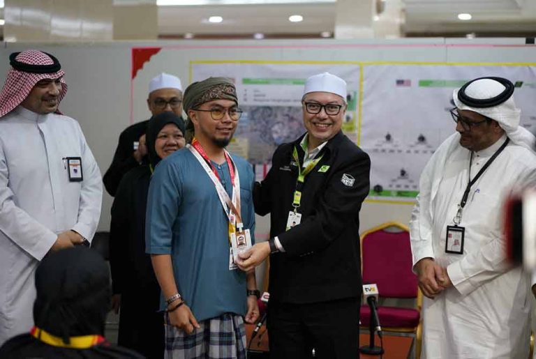 Malaysia pertama terima kad Nusuk