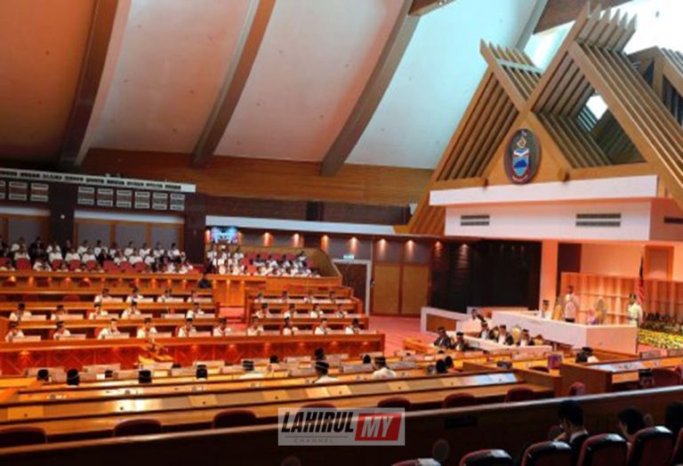 Penukaran gelaran Ketua Menteri kepada Premier dibentangkan pada sidang DUN Sabah julai ini