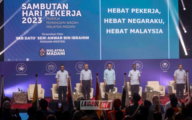 Sektor swasta perlu contohi langkah kerajaan naikkan gaji – Anwar