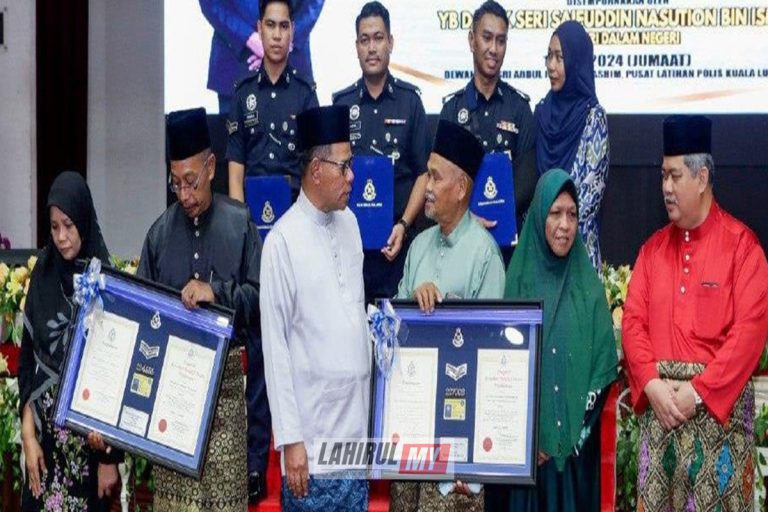 Serangan balai polis Ulu Tiram : Anggota polis terbunuh dinaikkan pangkat secara anumerta