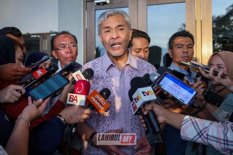 Ekonomi Malaysia bertambah baik kerana kestabilan politik – Ahmad Zahid