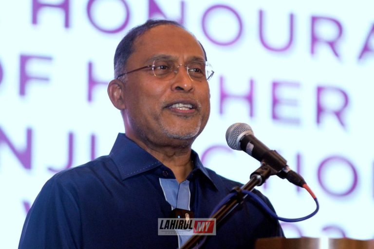 Kembali ke Bangladesh atau sambung pengajian di Malaysia – Zambry