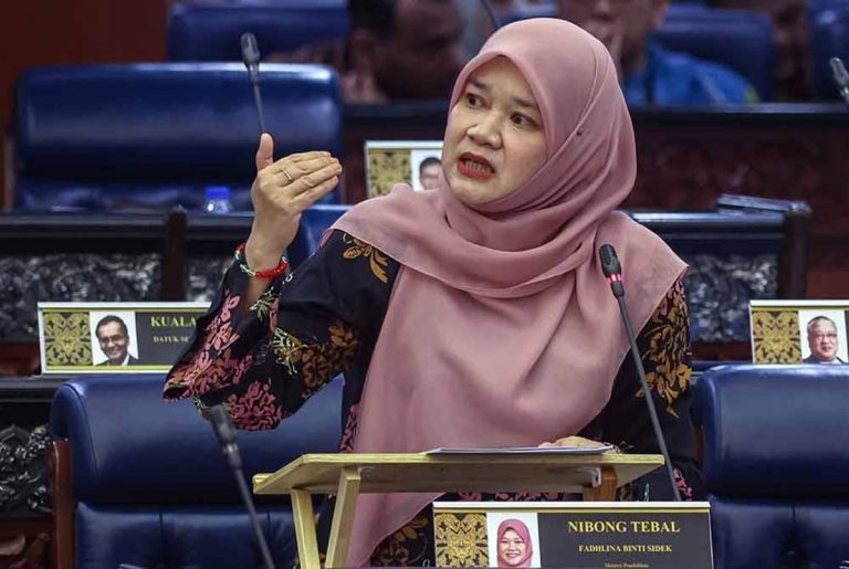 Semua data murid sekolah awam dan swasta tidak tercicir daripada KPM