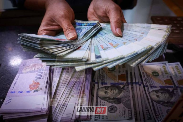 Ringgit di paras 4.4000 berbanding dolar AS