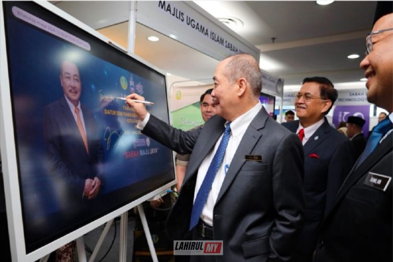 Pemasangan menara telekomunikasi (JENDELA) harus dipantau dengan teliti – Hajiji