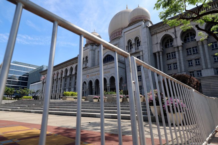 Naratif Kuasa: Ketika Keadilan di Persimpangan